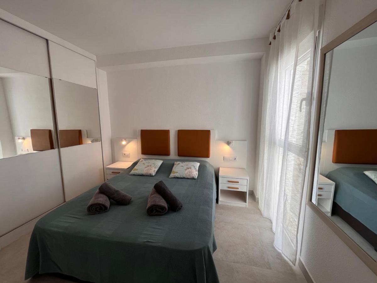 Atico Helena Con Solarium Y Jacuzzi Privado En Laguna Beach Vera Esterno foto
