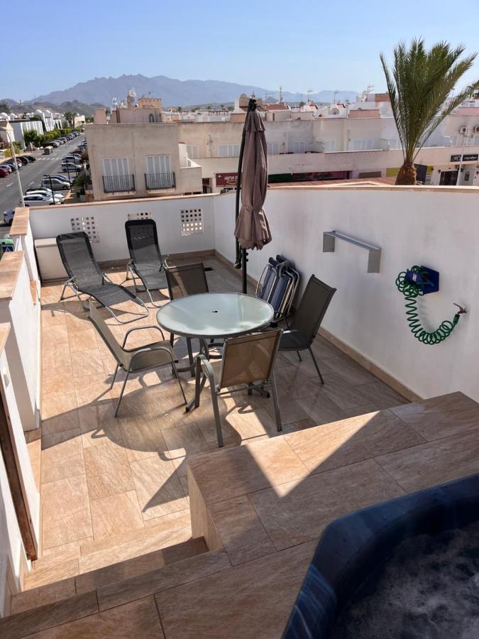 Atico Helena Con Solarium Y Jacuzzi Privado En Laguna Beach Vera Esterno foto